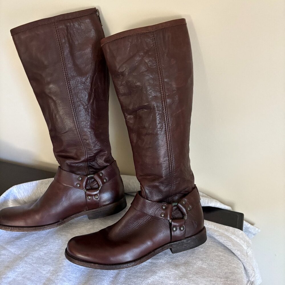 FRYE Women's 15" boots, barely worn